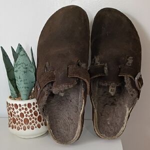 Birkenstock Boston Brown Suede Clogs with Shearling Lining Size 39 Size 8 - 8.5